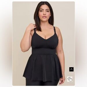 Wire Free Racerback Tankini Torrid Size 6-DD/F